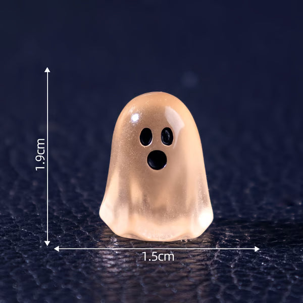 ๐ Must-Have Halloween Decor โ 30pcs Cute Mini Ghost Figures ๐ป