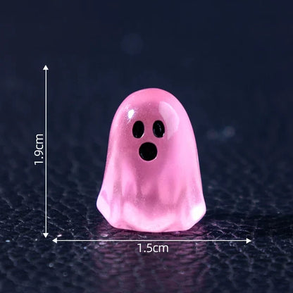 🎃 Must-Have Halloween Decor – 30pcs Cute Mini Ghost Figures 👻