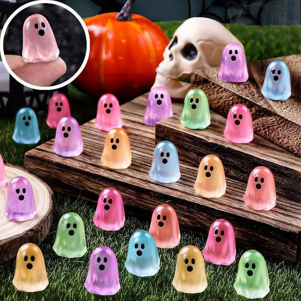🎃 Must-Have Halloween Decor – 30pcs Cute Mini Ghost Figures 👻