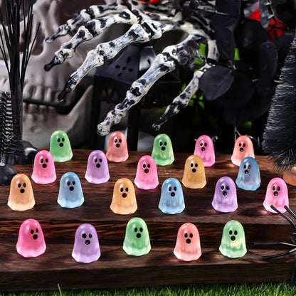 🎃 Must-Have Halloween Decor – 30pcs Cute Mini Ghost Figures 👻